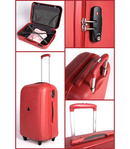 Walizka średnia Vip Collection Madagaskar 24'' Czerwona